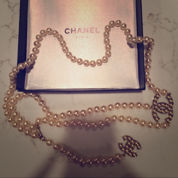 CHANEL Jewelry - Authentic Chanel Vintage Pearl Necklace/Belt